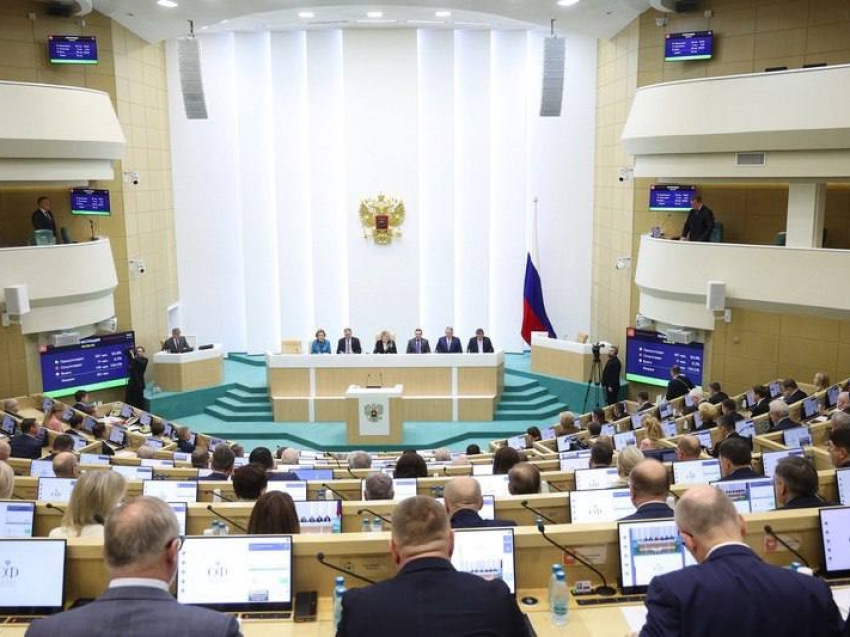 Баир Жамсуев принял участие в пленарном заседании Совета Федерации